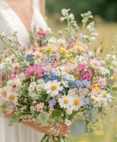 Meadow Muse HANDHELD BOQUET