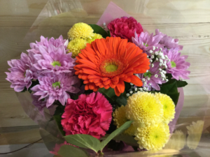 Medium Flower Bouquet in Osoyoos, BC | POLKA DOT DOOR Medium Flower Bouquet in Osoyoos, BC | POLKA DOT DOOR