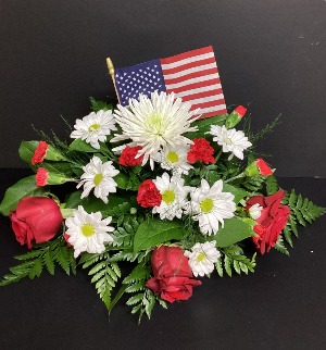 Memorial Day Medium Spray 