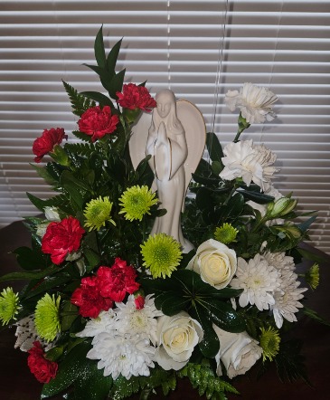 Memorial Angel Sympathy in Tippecanoe, OH | Prim & Pip Floral & Crafts
