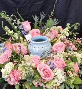 Memorial Urn Wreath Cremation flower arr (urn not included)