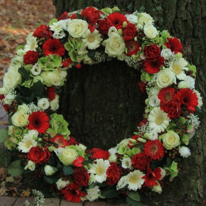 Memories in Red and white Memorial Wreath