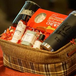 Men's Valentine Basket 
