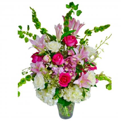 Sweet Romance Bouquet Vase arrangement