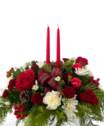 Merry & Bright Centerpiece  in Orleans, ON | SWEETHEART ROSE