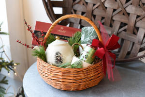 Merry Christmas Gift Basket in La Grande, OR | FITZGERALD FLOWERS Merry Christmas Gift Basket in La Grande, OR | FITZGERALD FLOWERS