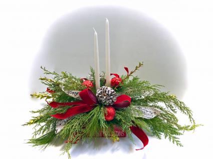 Merry Christmas with Candles Fresh arrangement 