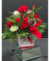 MERRY LITTLE CHRISTMAS Fresh arrangement