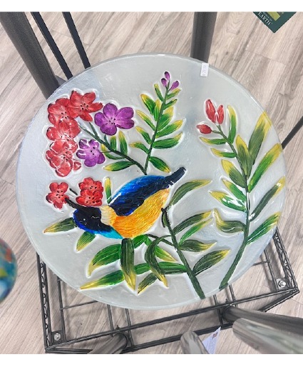 Metal & Glass Bird Design  Bird bath / Feeder