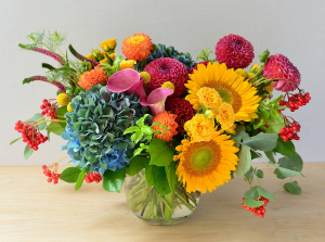 Mid-Summer Dance in Oakville, ON | ANN'S FLOWER BOUTIQUE-Wedding & Event Florist Mid-Summer Dance in Oakville, ON | ANN'S FLOWER BOUTIQUE-Wedding & Event Florist