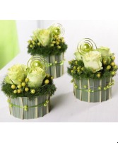 MINI DELIGHFUL CENTERPIECES White roses white hypericum, greenery and green beads