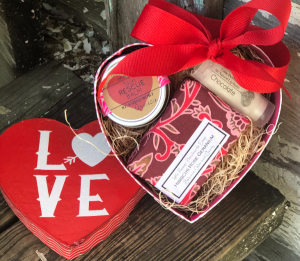 Mini Spa Valentine's Gift Set in Key West, FL | Petals & Vines Mini Spa Valentine's Gift Set in Key West, FL | Petals & Vines