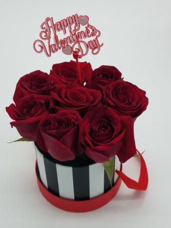 Mini Valentines Bucket Box of 8 Red Roses