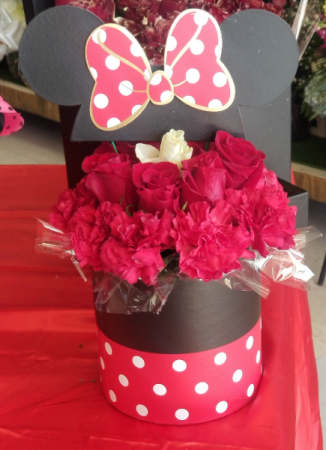 Minnie Mouse Rose Bouquet Rose's and Carnations