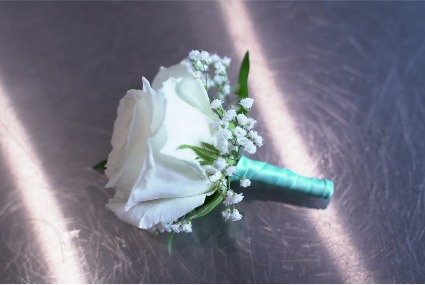 Minty Fresh  Magnetic Boutonniere 