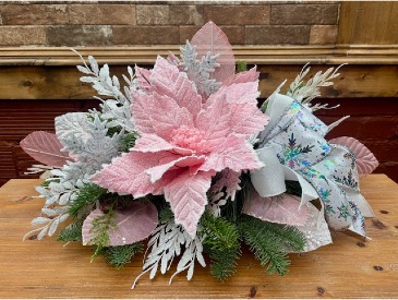 Miranda's Favorite  Centerpiece  in Jefferson City, MO | RIVER CITY FLORIST & GIFTS