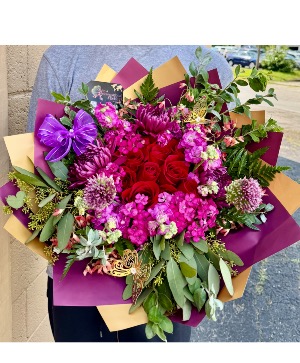Mix of fresh flowers Hand tied/ Ramo de flores Home