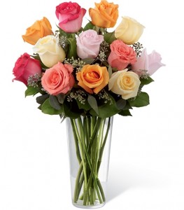 Mix Roses Fresh Arrangement in Newmarket, ON | FLOWERS 'N THINGS FLOWER & GIFT SHOP