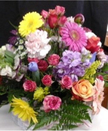Basket of Love Basket Arrangement in Union, MO | Sisterchicks Flowers and More LLC 