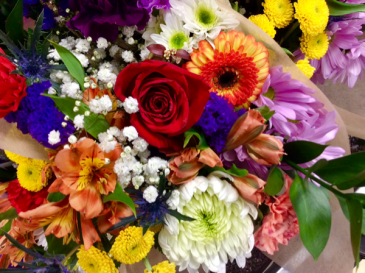 Mixed Bouquet Cut Flower Bouquet in Troy, MI | DELLA'S MAPLE LANE FLORIST Mixed Bouquet Cut Flower Bouquet in Troy, MI | DELLA'S MAPLE LANE FLORIST