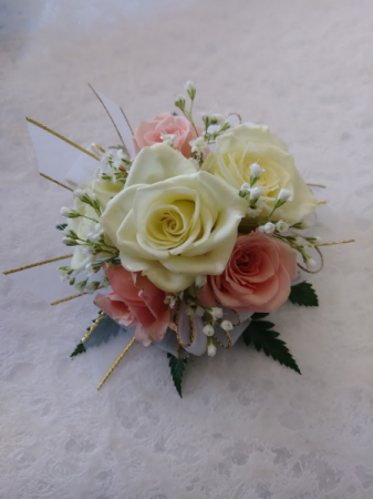 Mixed color Corsage