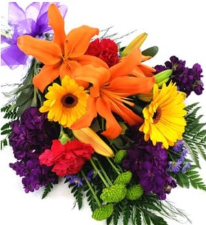 Mixed Flowers Arm Bouqeut