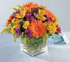GW 7-mixed flowers in a compact arrangement (Flowers and colors may vary)