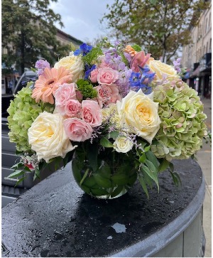 Mixed pastel Dutch flowers (extra large)  Fishbowl