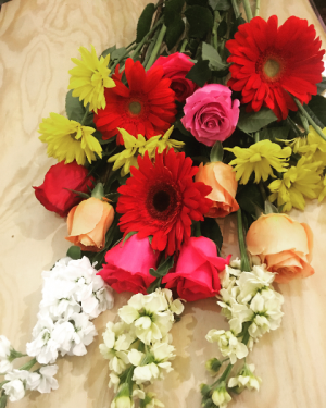 EVERDAY SPECIAL WRAPPED BOUQUET DESIGNERS CHOICE 