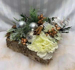 Modern Christmas   in Orleans, ON | SELECT BLOOMS FLORAL BOUTIQUE