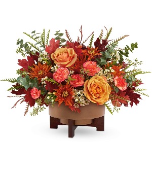 Modern Copper Centerpiece All-Around Centerpiece