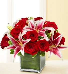 Modern Embrace Red Roses and Lily Cube