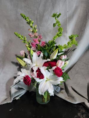 Modern Lily Explosion  Vase 