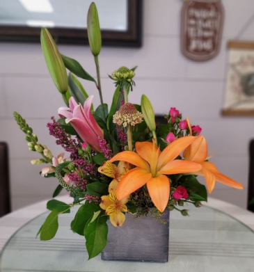Modern Love Oasis Arrangement