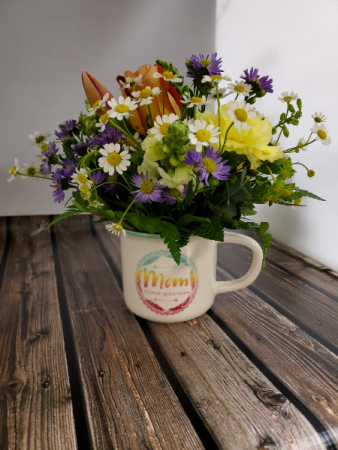 Mom mug arrangement  