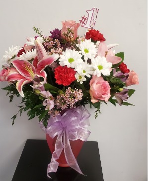 mom#1 beautiful flower arrangement in pink base