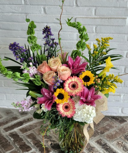 Momma Mia Floral arrangement