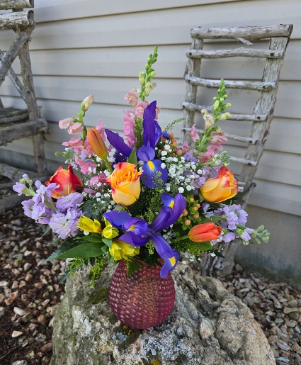 Momma's  a little classy Vase arrangement 