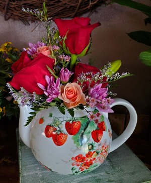 Momma's tea pot Tea pot arrangement 