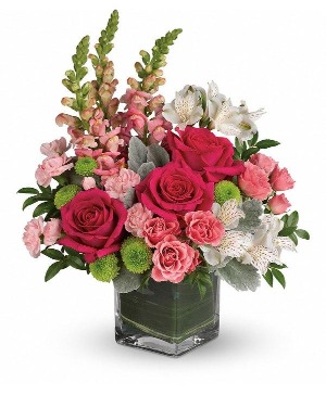 Mom's Elegant Bouquet mothers day