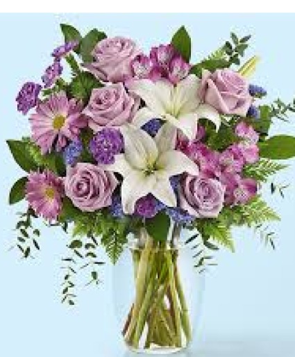 MOM'S LAVENDER/WHITE SOFT TOUCH VASE