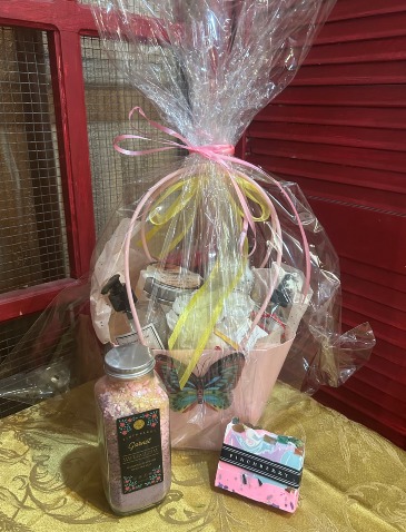 Mom's Special Spa Day Gift Basket Designer Baskets Assorted Sizes in Colorado Springs, CO | Enchanted Florist II Mom's Special Spa Day Gift Basket Designer Baskets Assorted Sizes in Colorado Springs, CO | Enchanted Florist II