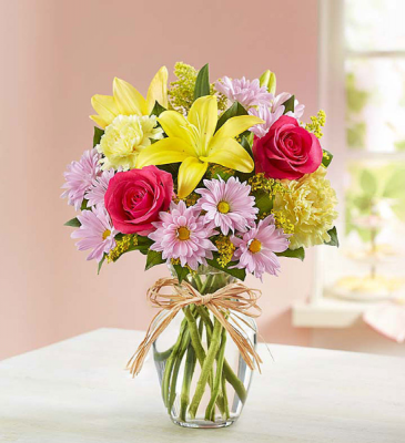 Mom's springtime celebration EXCLUSIVELY AT MOM & POPS