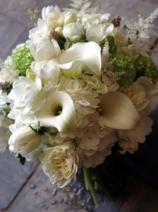 Luxe Monochrome Handtied Bouquet in Toronto, ON | BOTANY FLORAL STUDIO Luxe Monochrome Handtied Bouquet in Toronto, ON | BOTANY FLORAL STUDIO