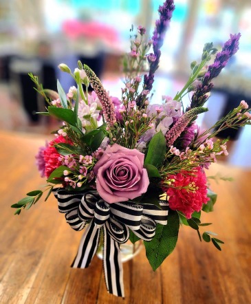 Monthly Subscription  in Mineola, TX | MINEOLA FLOWER & GIFT SHOP