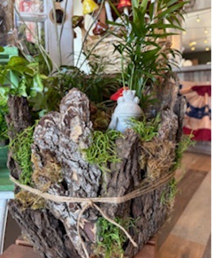 Mossy Bark Planter