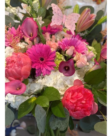 Mother's Day  Garden vase  in Ozone Park, NY | Heavenly Florist