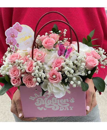 Mother's Day  in Ozone Park, NY | Heavenly Florist