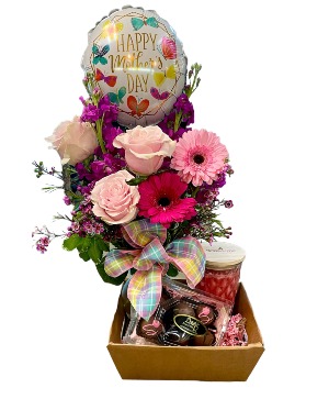 Mothers Day Deluxe Gift Bundle Double "R" Exclusive Bouquet 