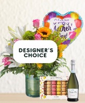 MOTHER'S DAY DESIGNER 'S CHOICE SPARKLING PACKAGE WITH SPARKLING WINE, MACARONS AND BALOON